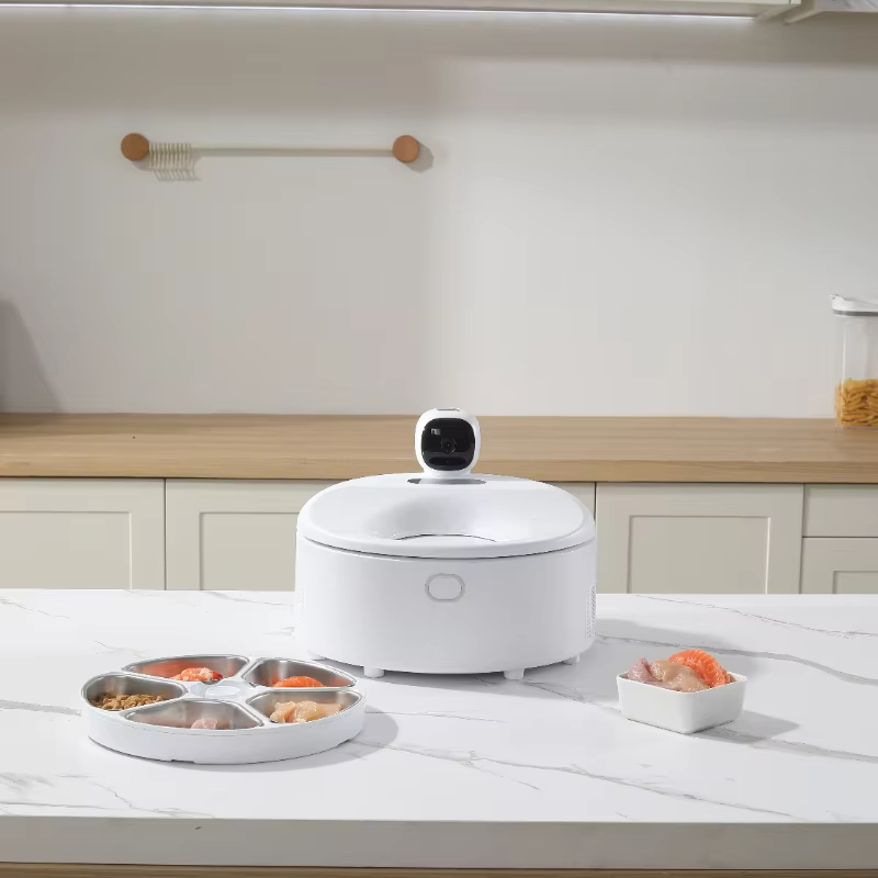Wet Food Automatic Pet Feeder Refrigerated - 自動給餌器 ウェットフードディスペンサー コードレス タイマー付き ペットフィーダー アイスパック付き